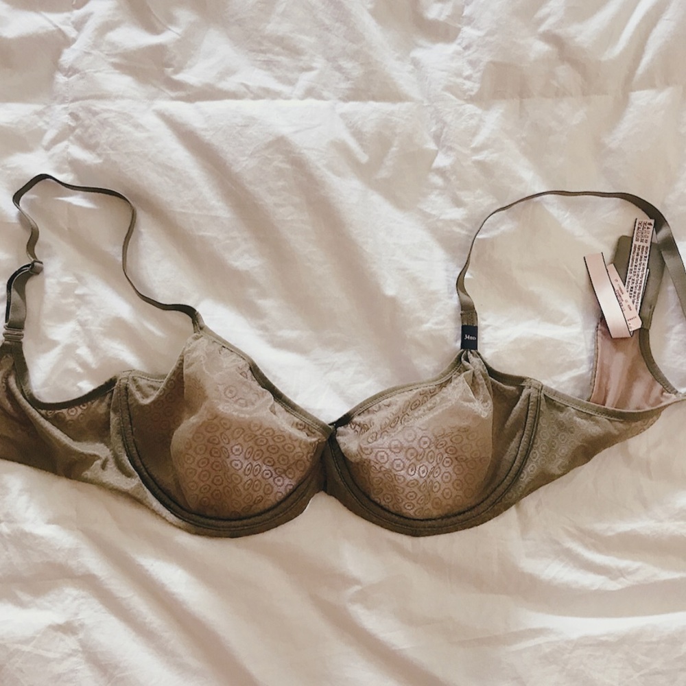 NWT Victoria’s Secret Bra